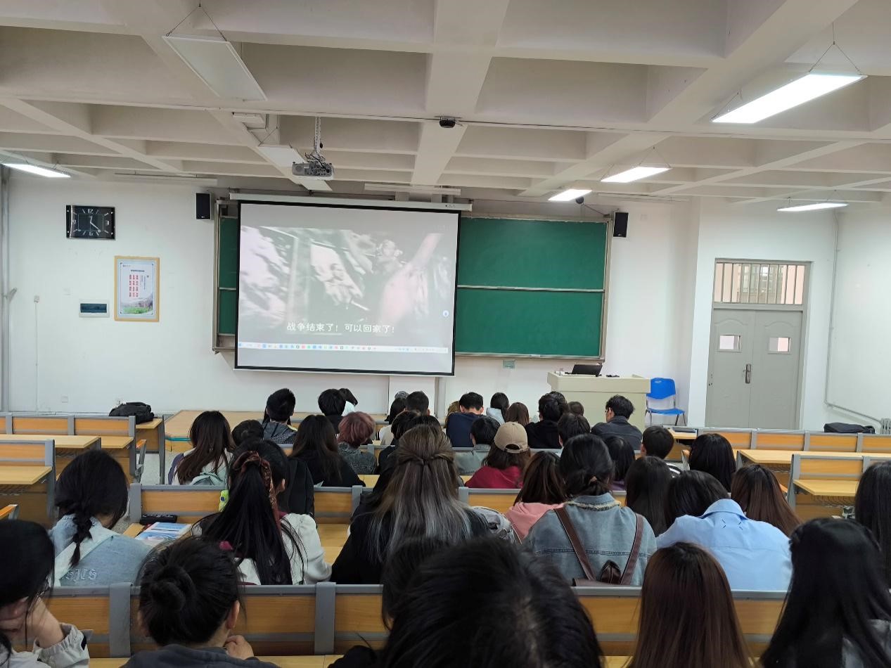 gg999策略手机白菜组织开展《我的1919》 红色观影活动